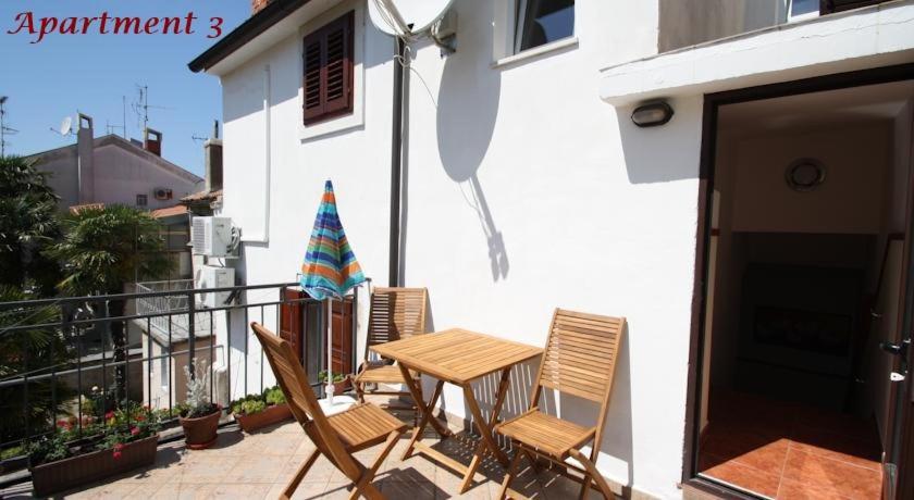 Old Town Rooms And Apartment Poreč Eksteriør billede