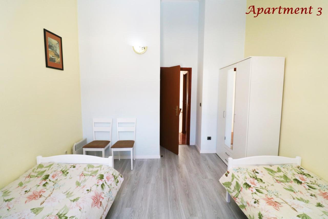 Old Town Rooms And Apartment Poreč Eksteriør billede