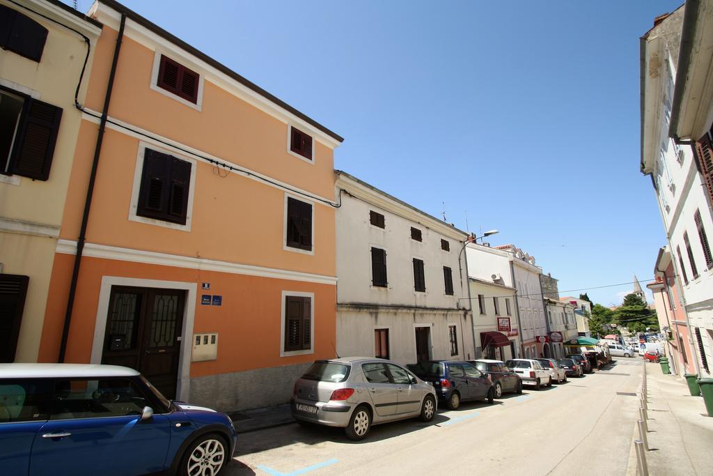 Old Town Rooms And Apartment Poreč Eksteriør billede