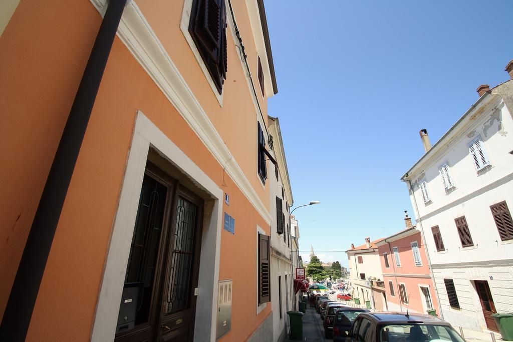 Old Town Rooms And Apartment Poreč Eksteriør billede